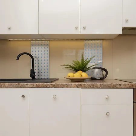 Apartamento Beautiful With Spacious Terrace By Renters Varsóvia