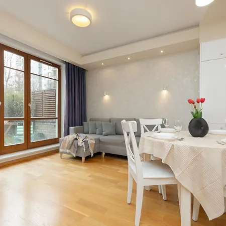 Beautiful With Spacious Terrace By Renters * Warsaw
